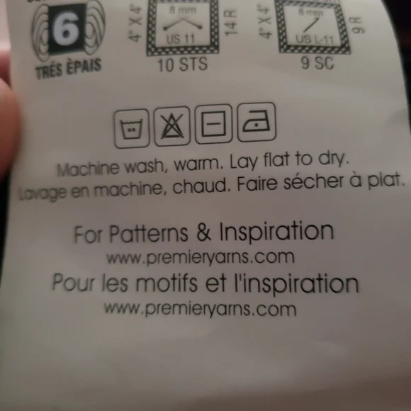 Hand Knit Chenille Black/Noir Infinity Scarf - Picture 5 of 7